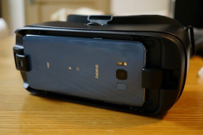 買うならどちら？Galaxy S8/S8+徹底レビュー Gear VRとの相性も確認