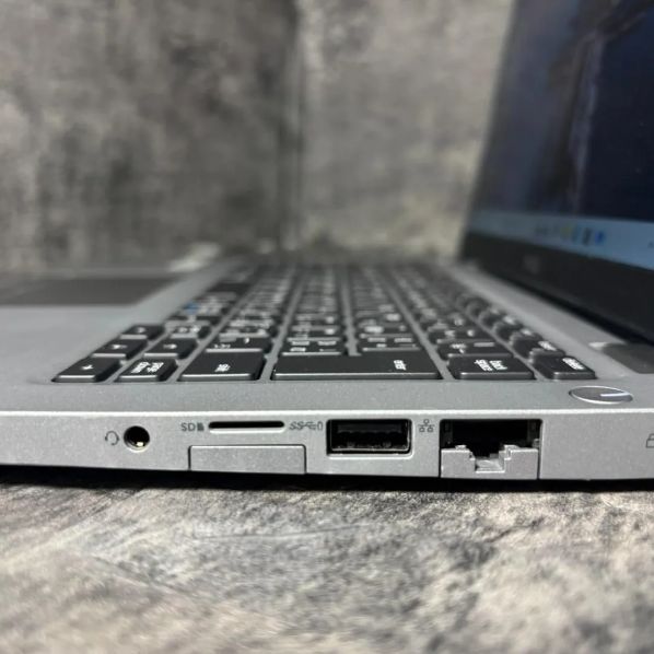 ☆Windows11 最新オフィス2024 SSD 初期設定済すぐつかえます☆DELL