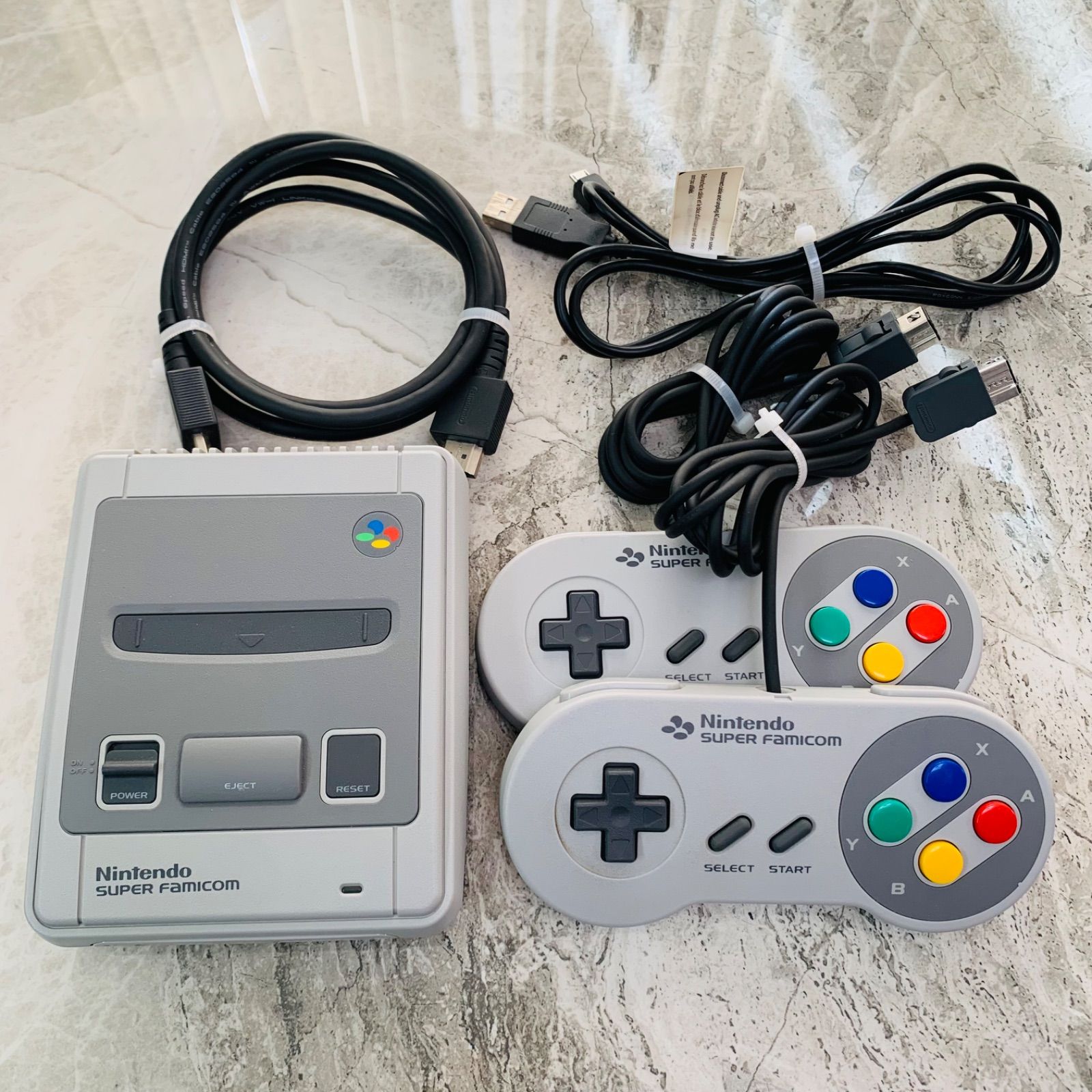 美品】ニンテンドークラシックミニ スーパーファミコン NINTENDO