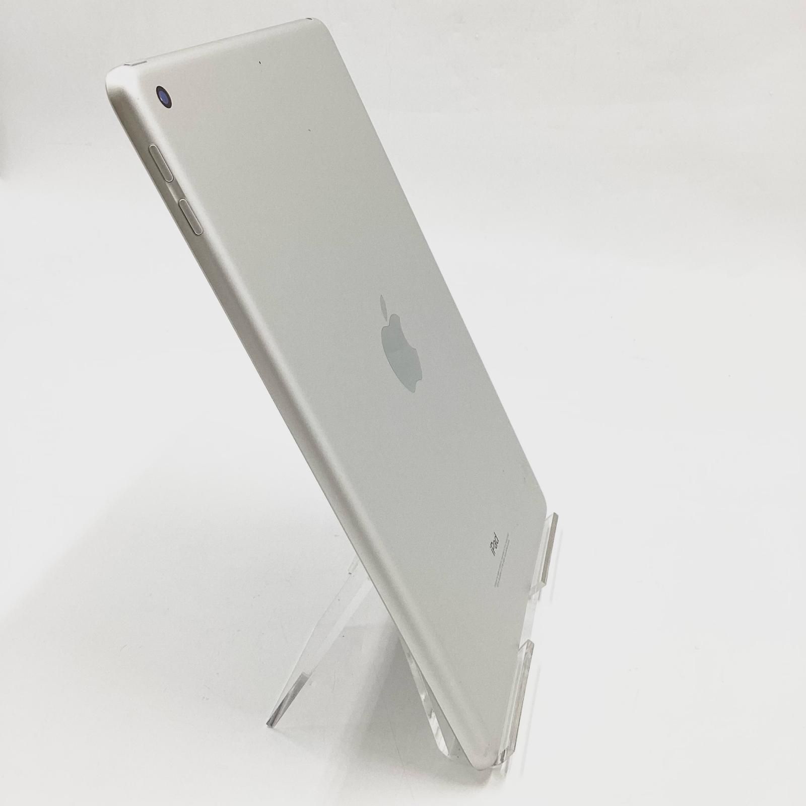 iPad 第6世代 32GB シルバー Wi-Fi (A) - メルカリ