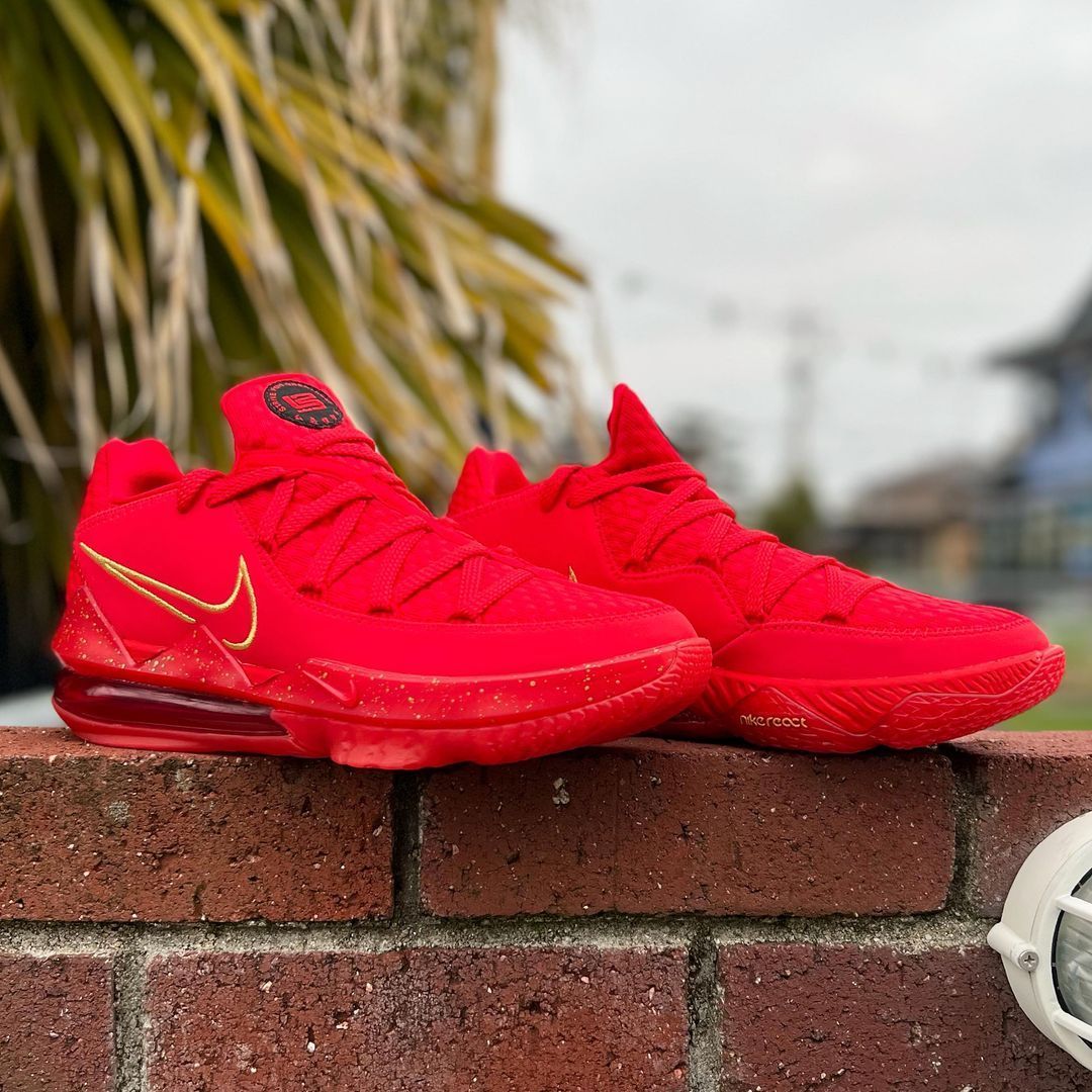 NIKE LEBRON XVII LOW PH EP 'UNIVERSITY RED' ナイキ レブロン 17