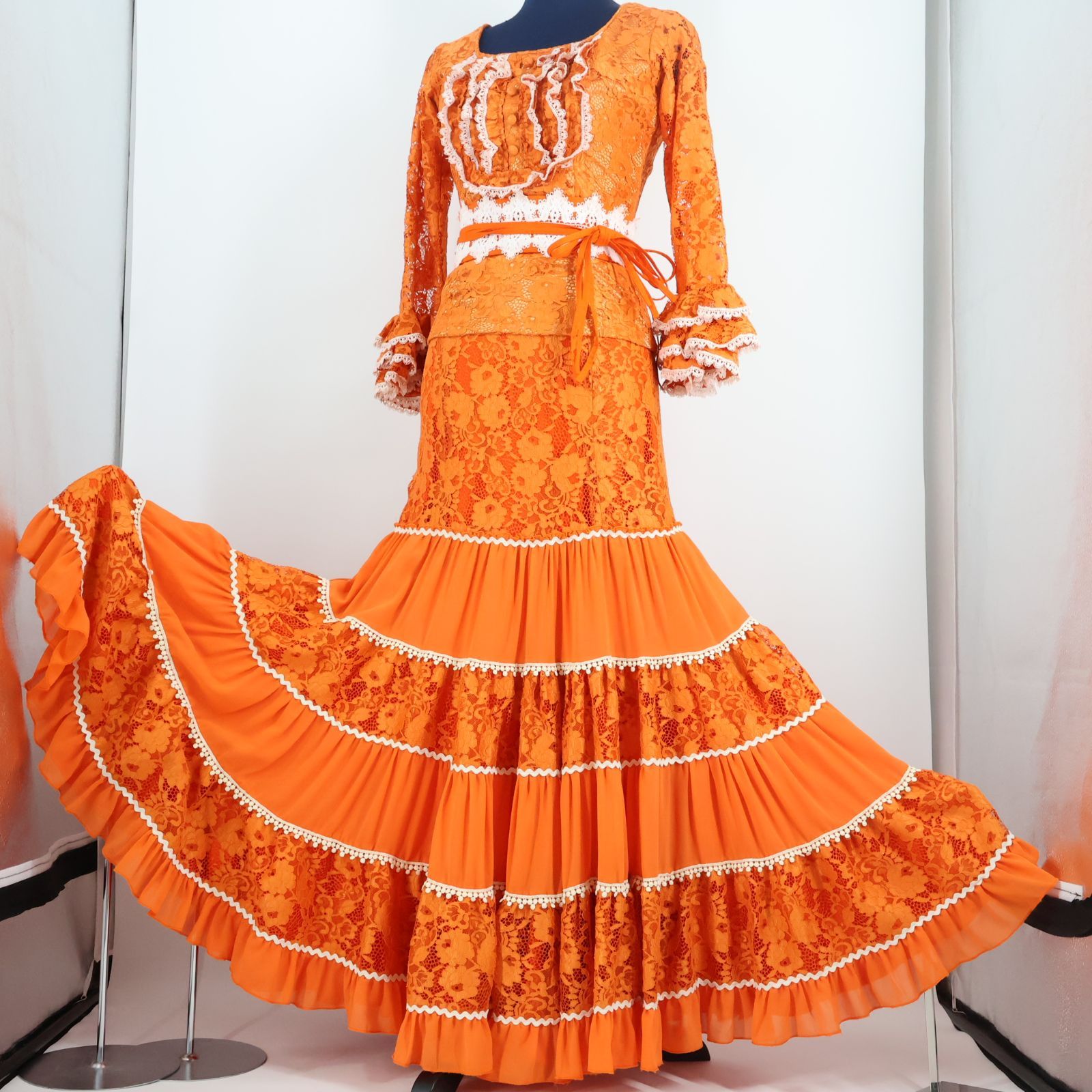 美品 フラメンコ衣装】オレンジ SONIA JOHNES ソニアジョーンズ 上下