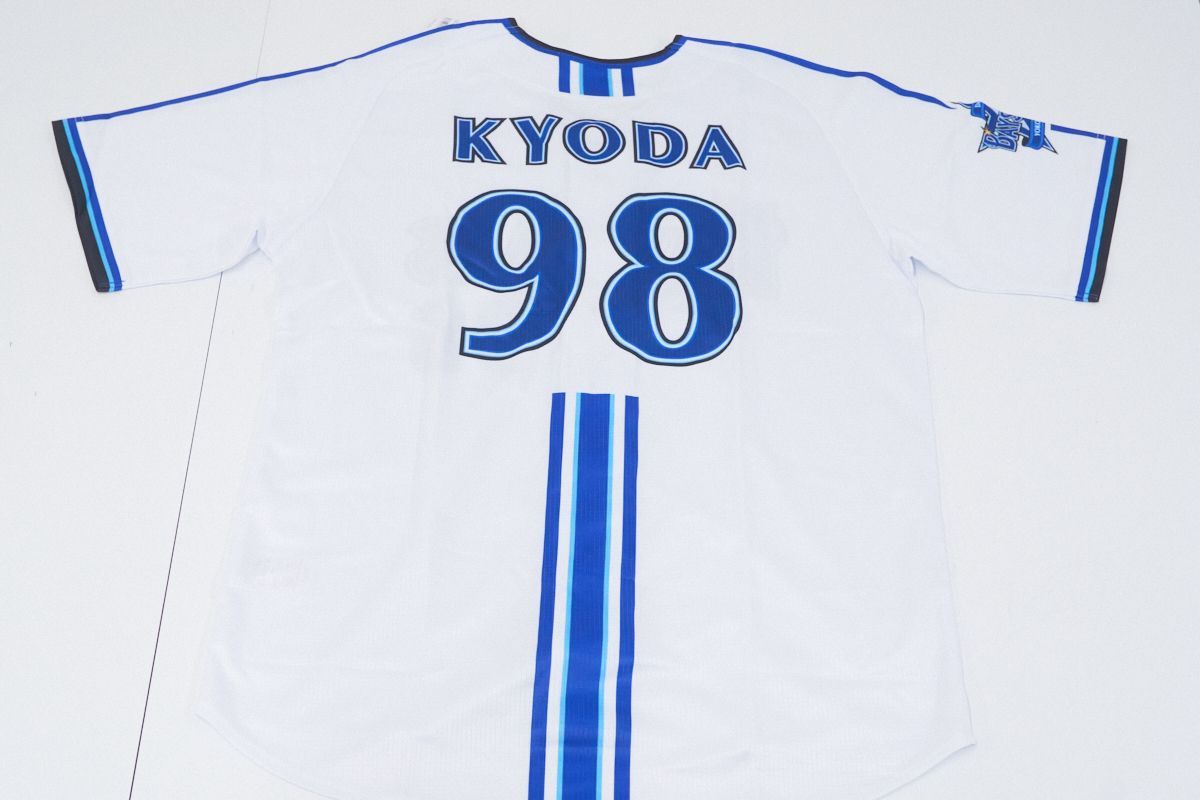 横浜DeNA ベイスターズ ハイクオリティーレプリカユニフォーム 未使用