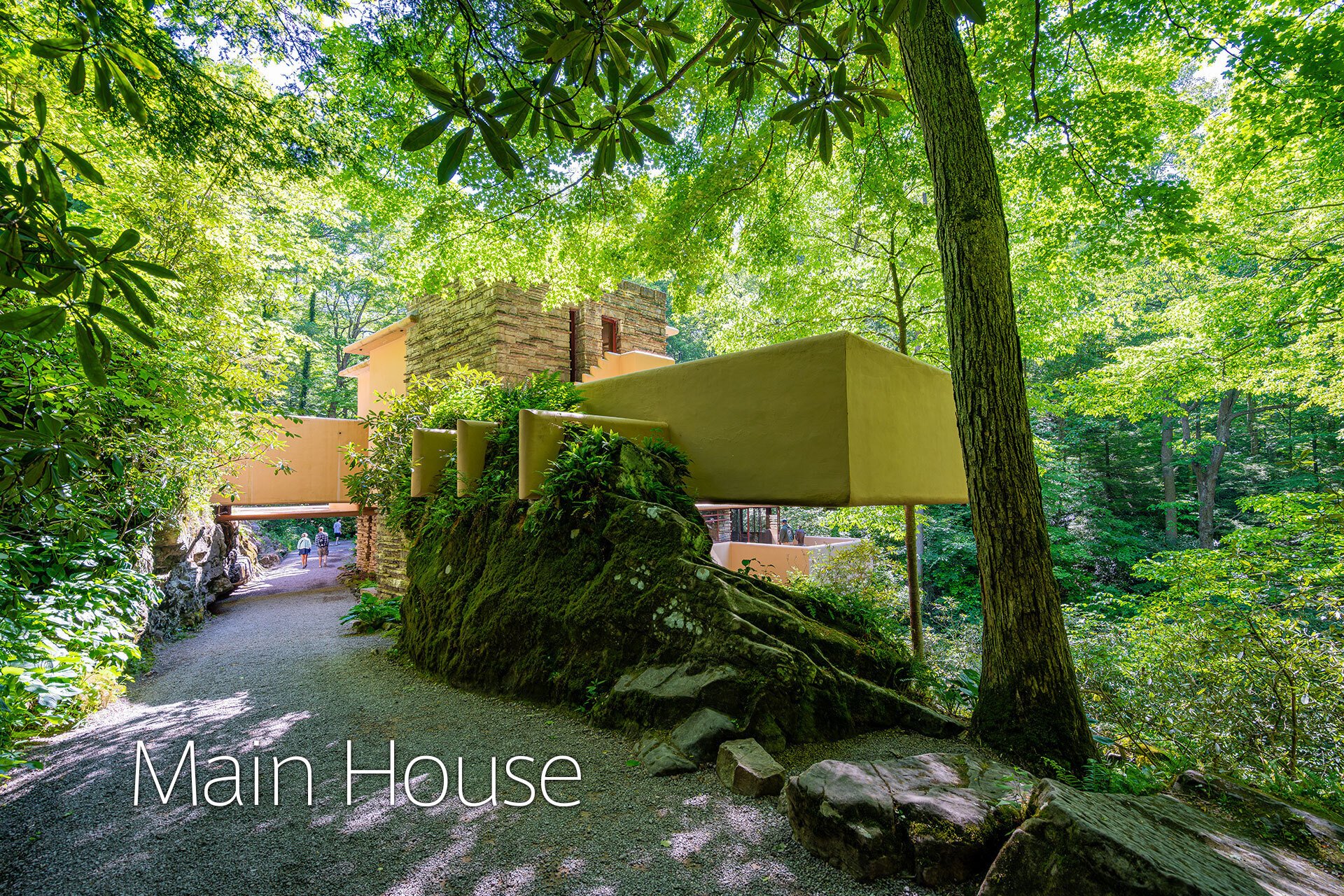 フランク・ロイド・ライトの傑作「落水荘」に行ってみた 〜最上階と