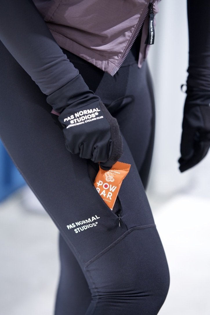 PAS NORMAL STUDIOS/ 春の激しい寒暖差に。ジレ・ジャケットの選び方