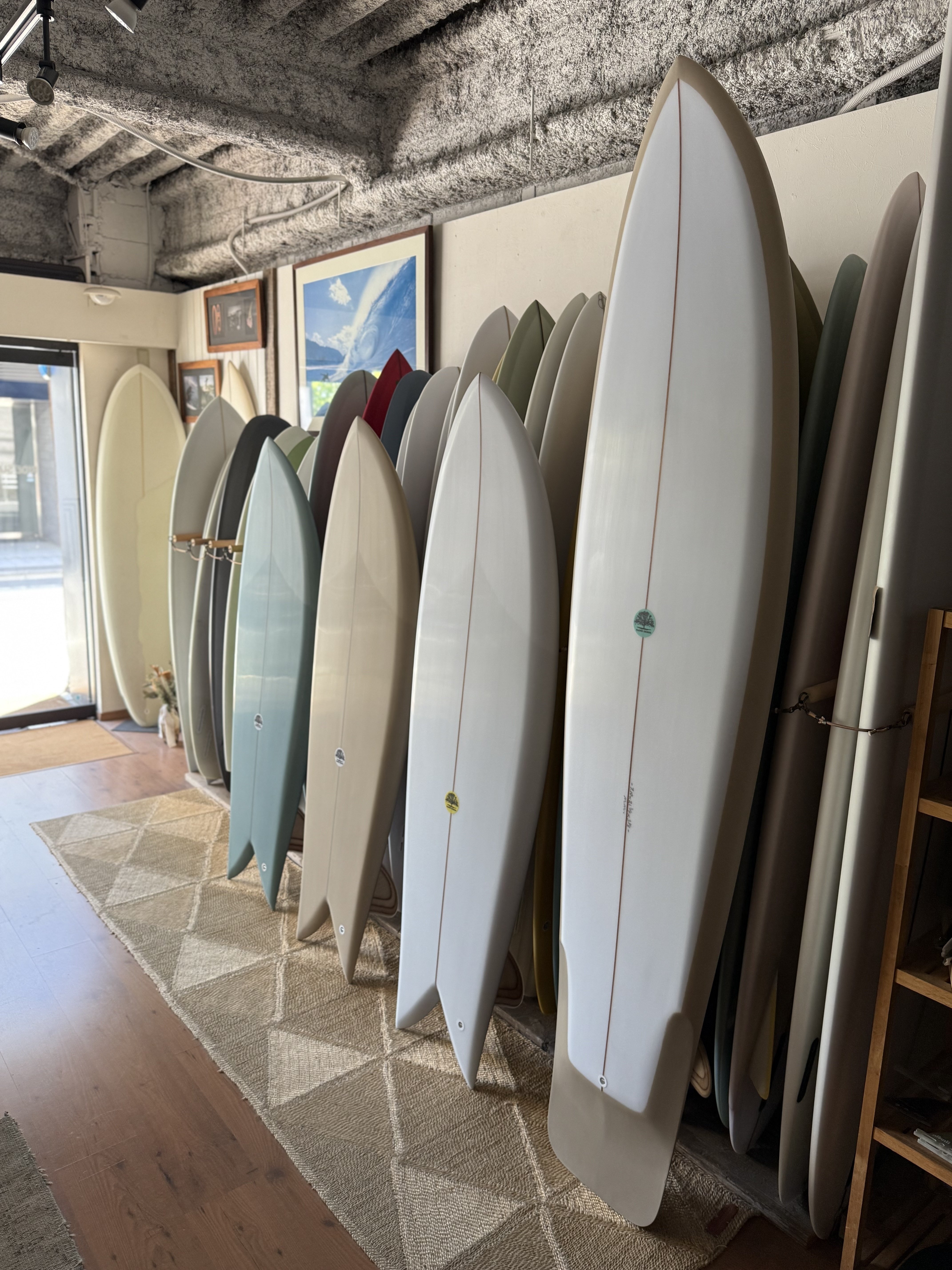 Mackie Designs Glass Love Fish 入荷！｜RIDE SURF+SPORT