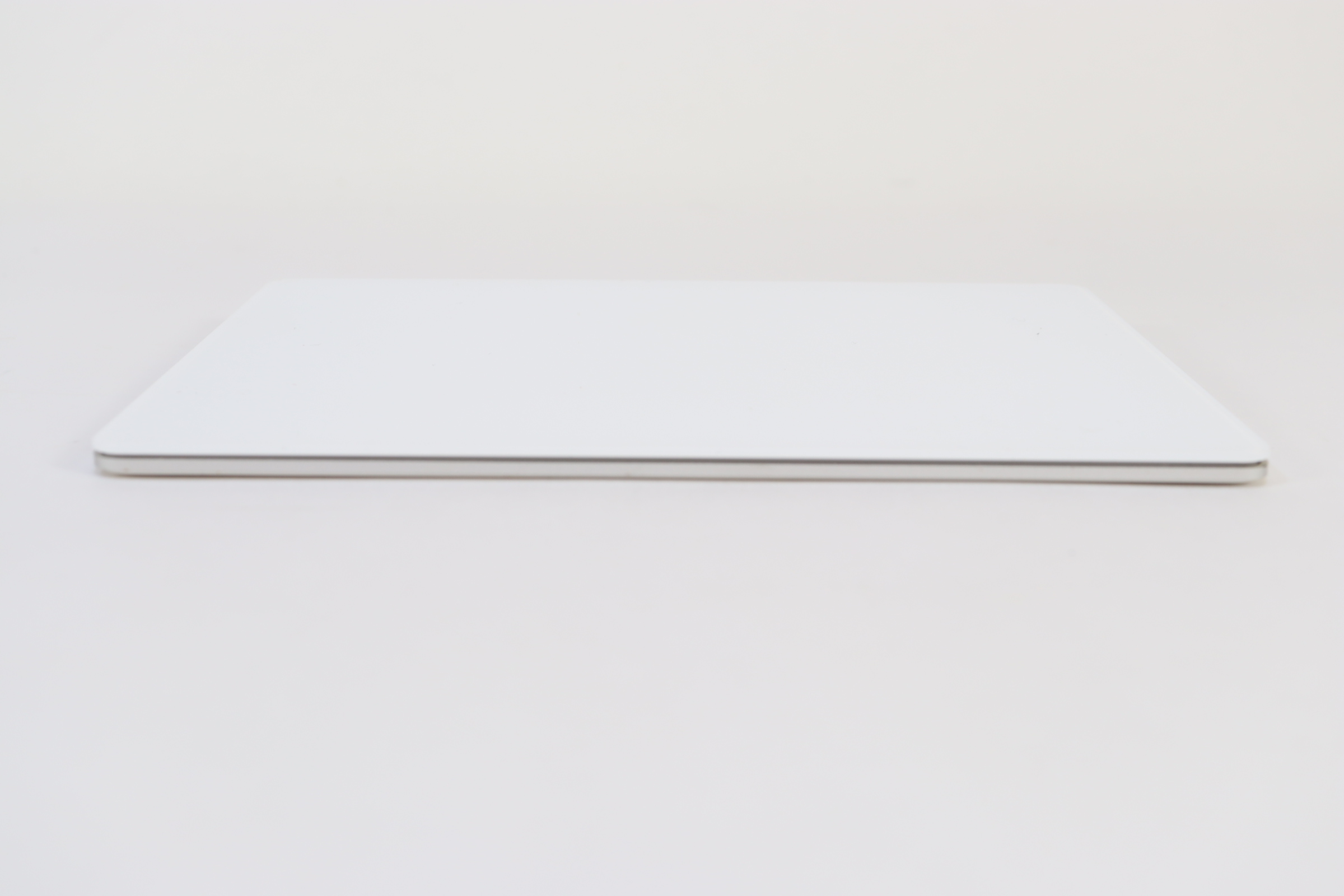 Apple Magic Trackpad 2 MJR2LL/A (Wireless, Rechargeable) - White
