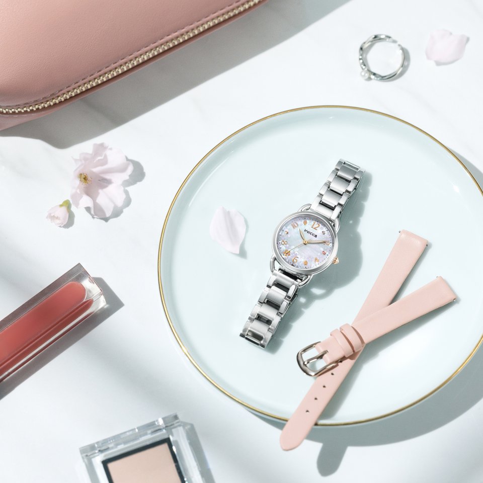 シチズンより、『wicca（ウィッカ）』限定モデル発表～風に舞う桜の花