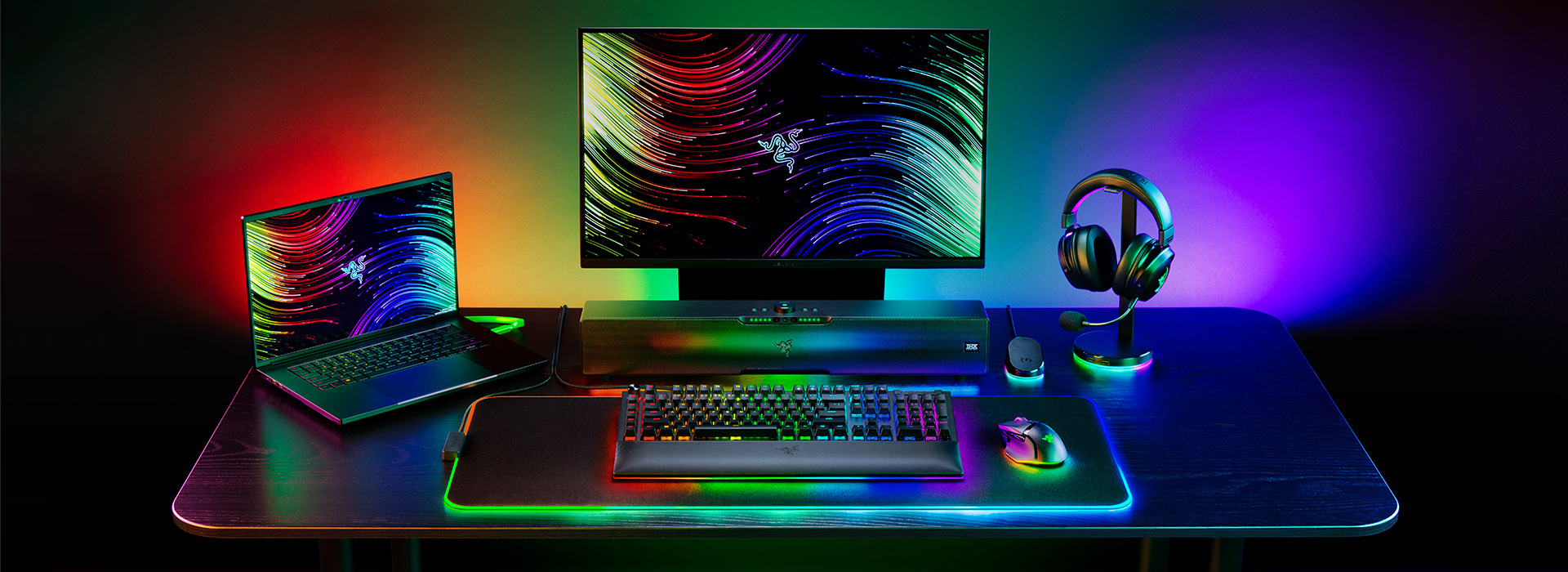 ヘッドスタンド型 USB ハブ - Razer Base Station V2 Chroma | Razer 日本