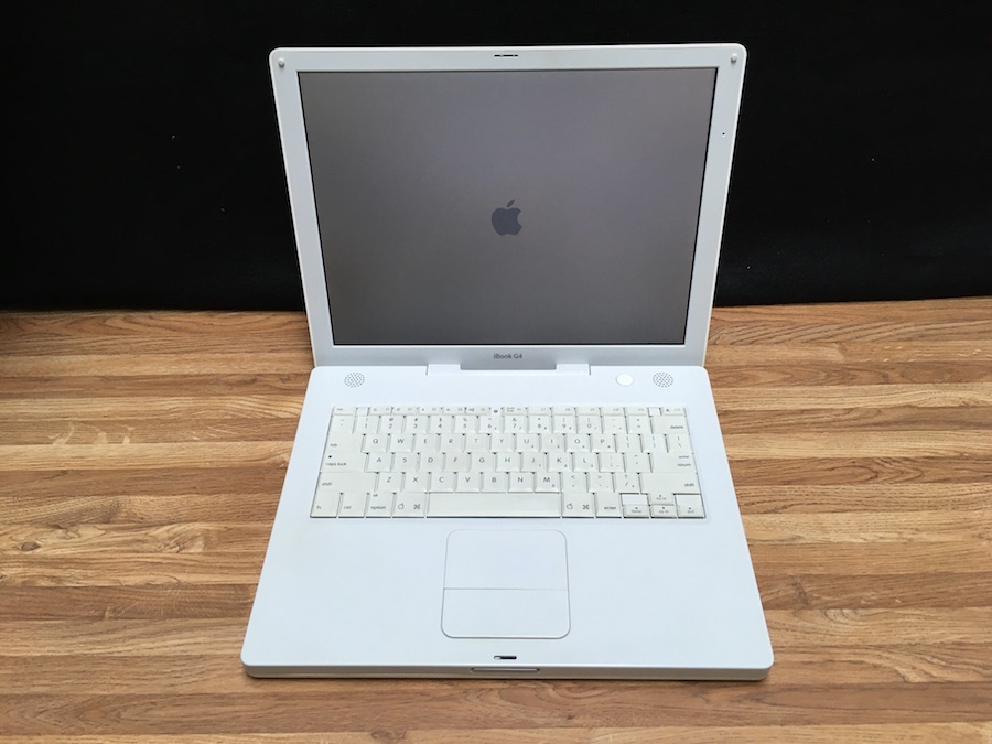 Apple iBook G4 14″ – Apple Rescue of Denver