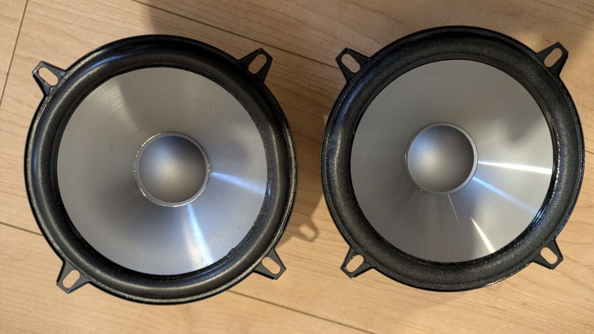 JBLロゴの値段と価格推移は？｜1件の売買データからJBLロゴの価値が