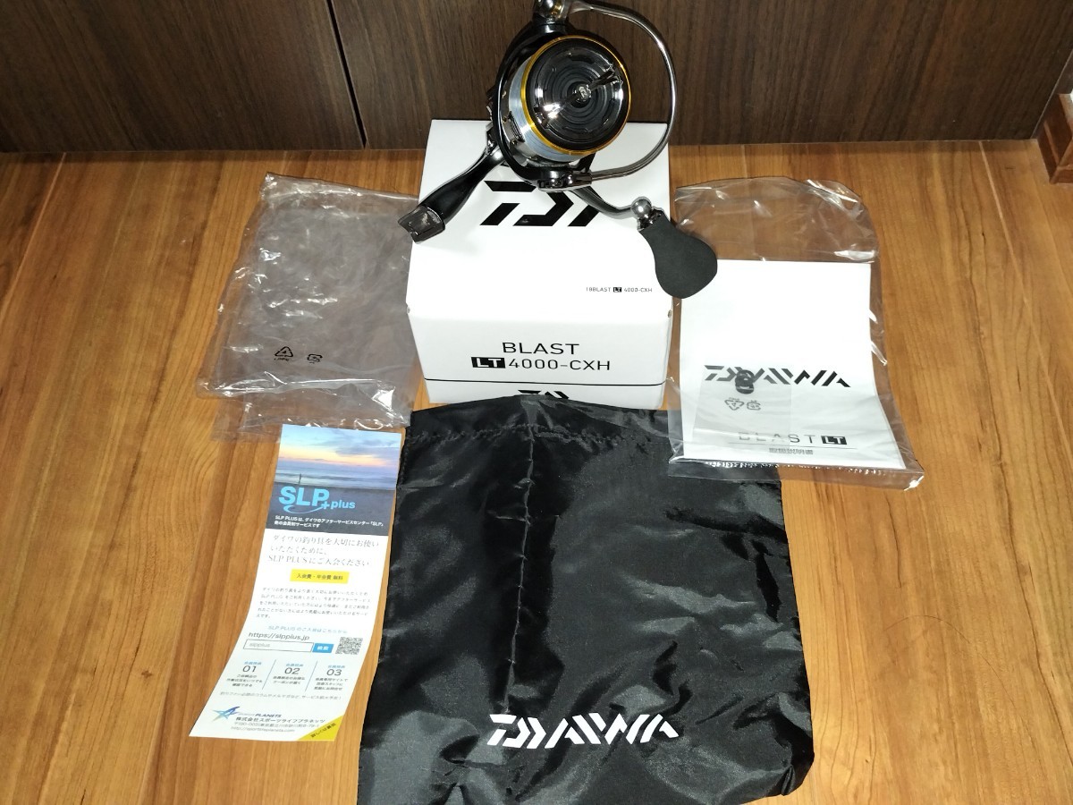 Daiwa BLAST 新品未使用 ダイワ ブラストLT4000-CXH BLAST