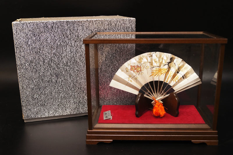純銀◇末廣 扇 利昭作 110g 8号 松竹梅 置物 ガラスケース付-514 - 銀製