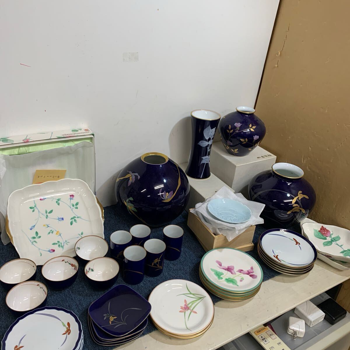 香蘭社 未使用あり 食器 まとめ売り 花瓶 皿 湯呑 大皿 小皿 和食器