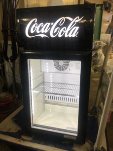 コカコーラ 冷蔵庫のYahoo!オークション(旧ヤフオク!)の相場・価格を