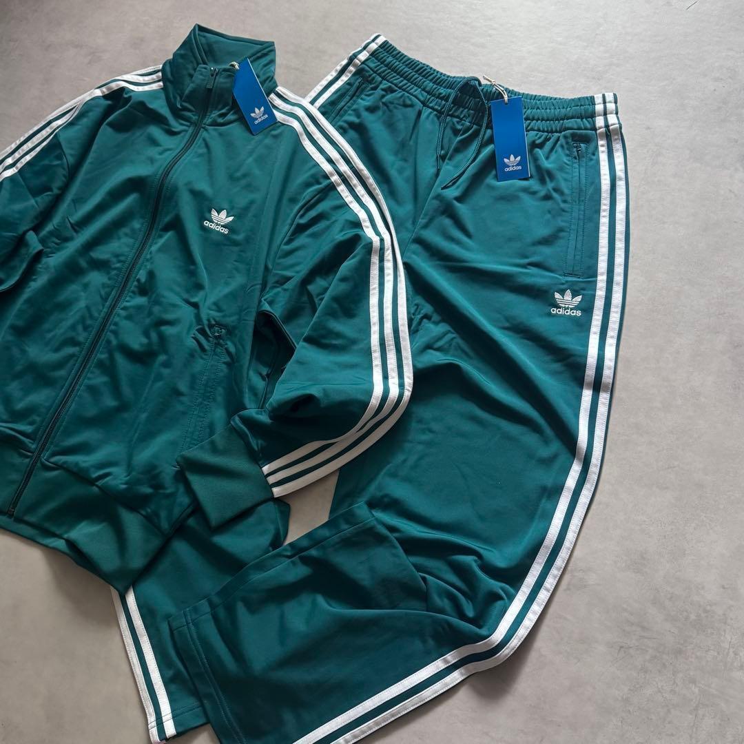 新品 XLサイズ アディダスオリジナルス 上下セット ジャージ 緑