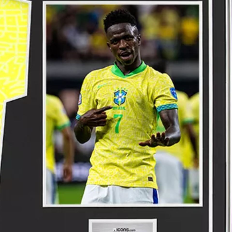 残り1点= ヴィニシウスJr【直筆サイン入り】ブラジル代表2024 ホーム