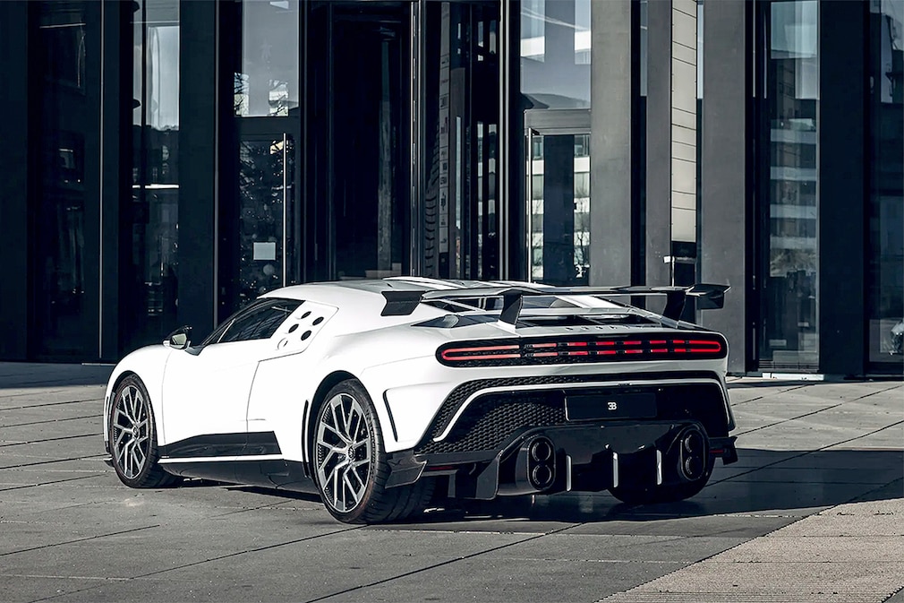 このブガッティ チェントディエチなんぼ？】たった10台の限定モデル