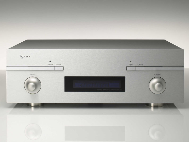 ティアック、「エソテリック」20周年記念SACDプレーヤー