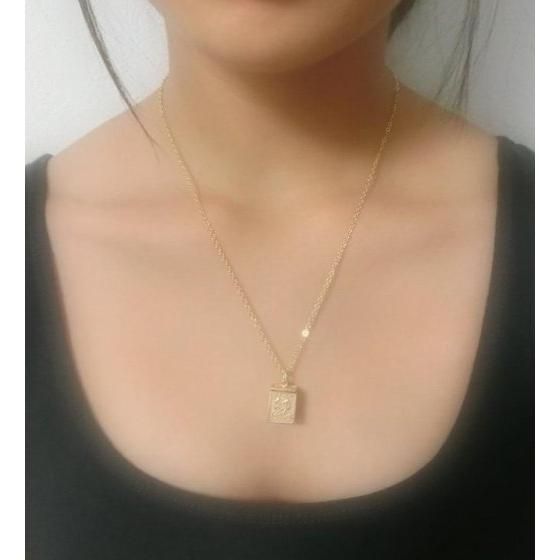 受注生産】聖闘士星矢 黄金聖衣箱（ゴールドクロスボックス）デザイン