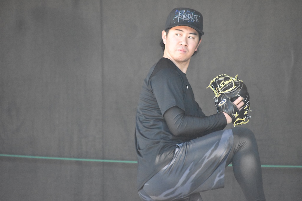ロッテ、秋山正雲と育成再契約を発表 – BASEBALL KING