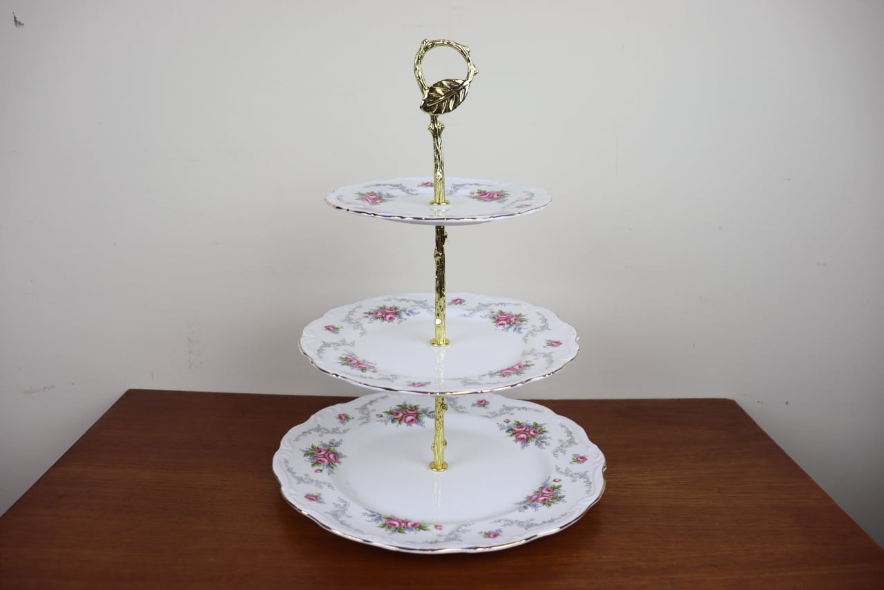 ロイヤルアルバート トランキュリティ 3段ケーキスタンド