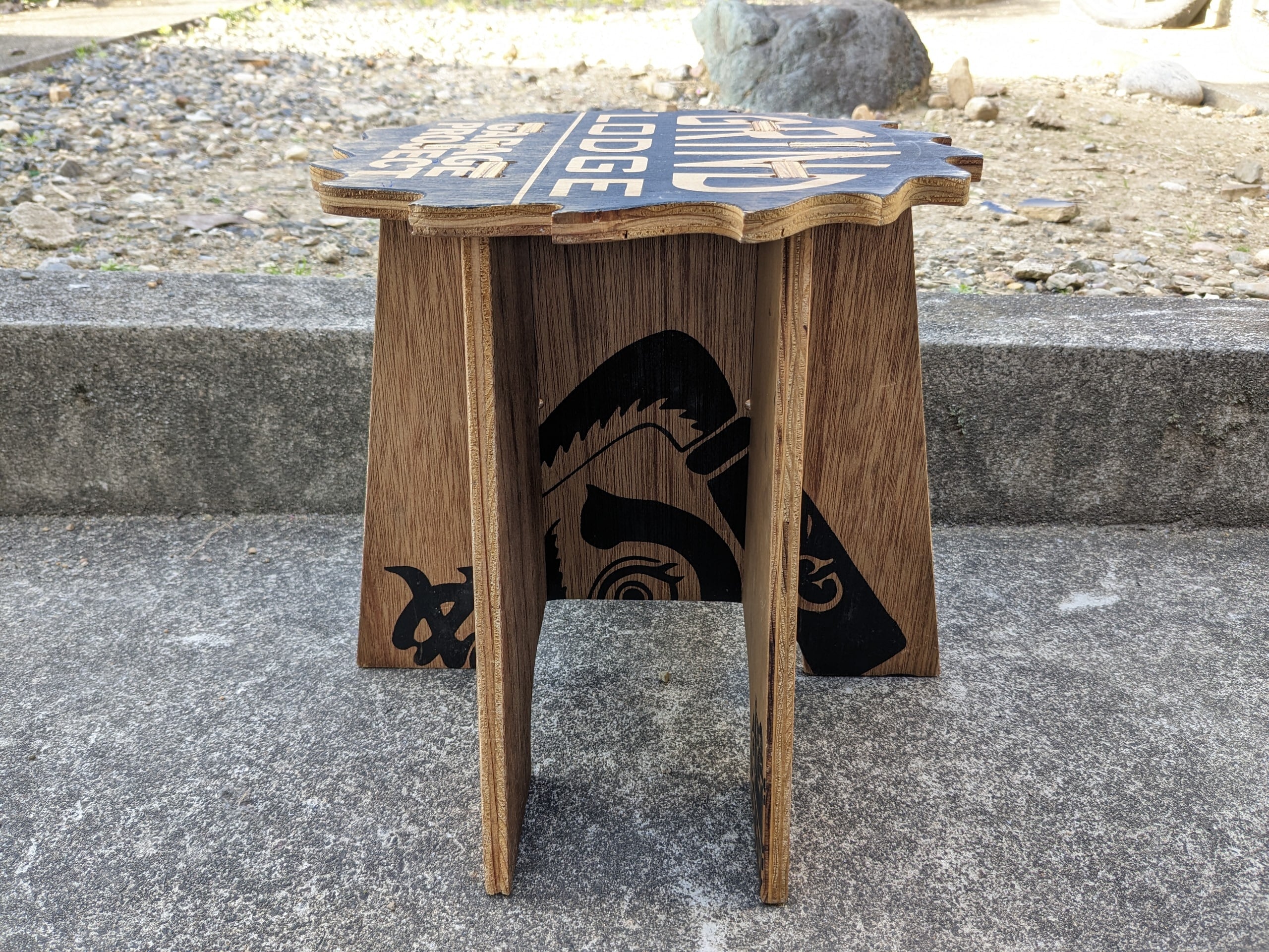 GRINDLODGE（グラインドロッヂ）スツール | Outdoor Reuse