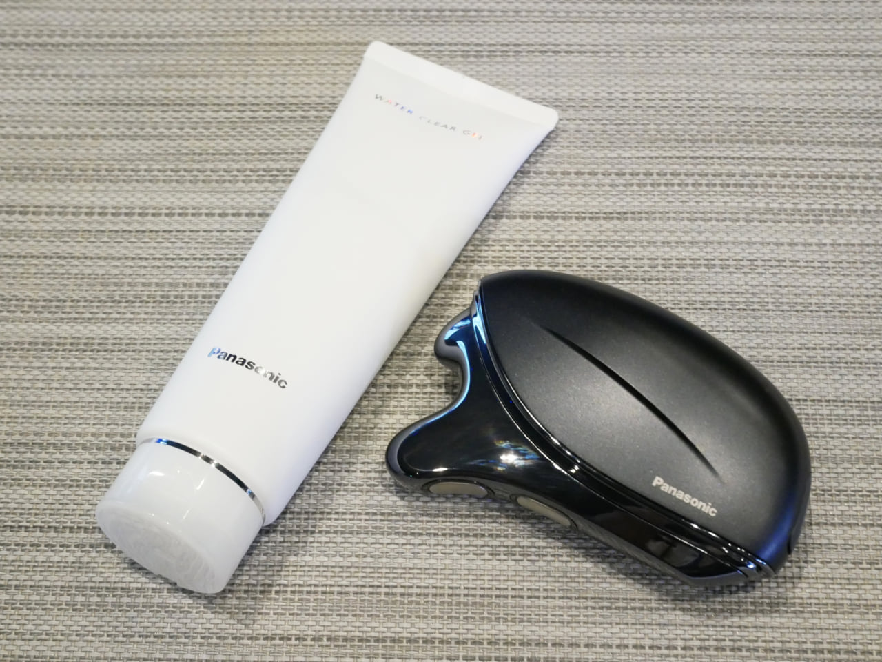 大注目】パナソニックの最新美顔器「フォト ブライトショット