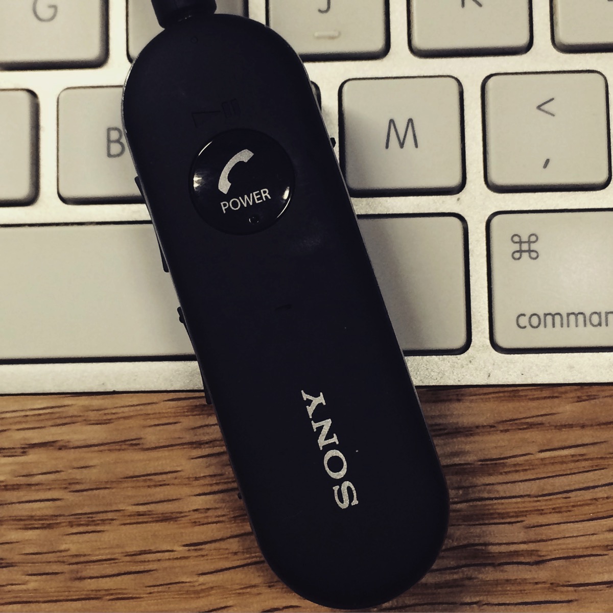 ノイズキャンセリング対応 Bluetooth レシーバー、イヤホン「SONY MDR