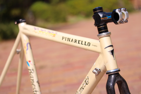 PINARELLO（ピナレロ） PARIS Banestoカラー フレームセットが買取