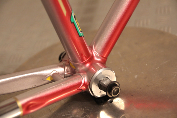 KEIRIN」の舞台で輝かしい実績 SAMSON（サムソン）ピストフレームの