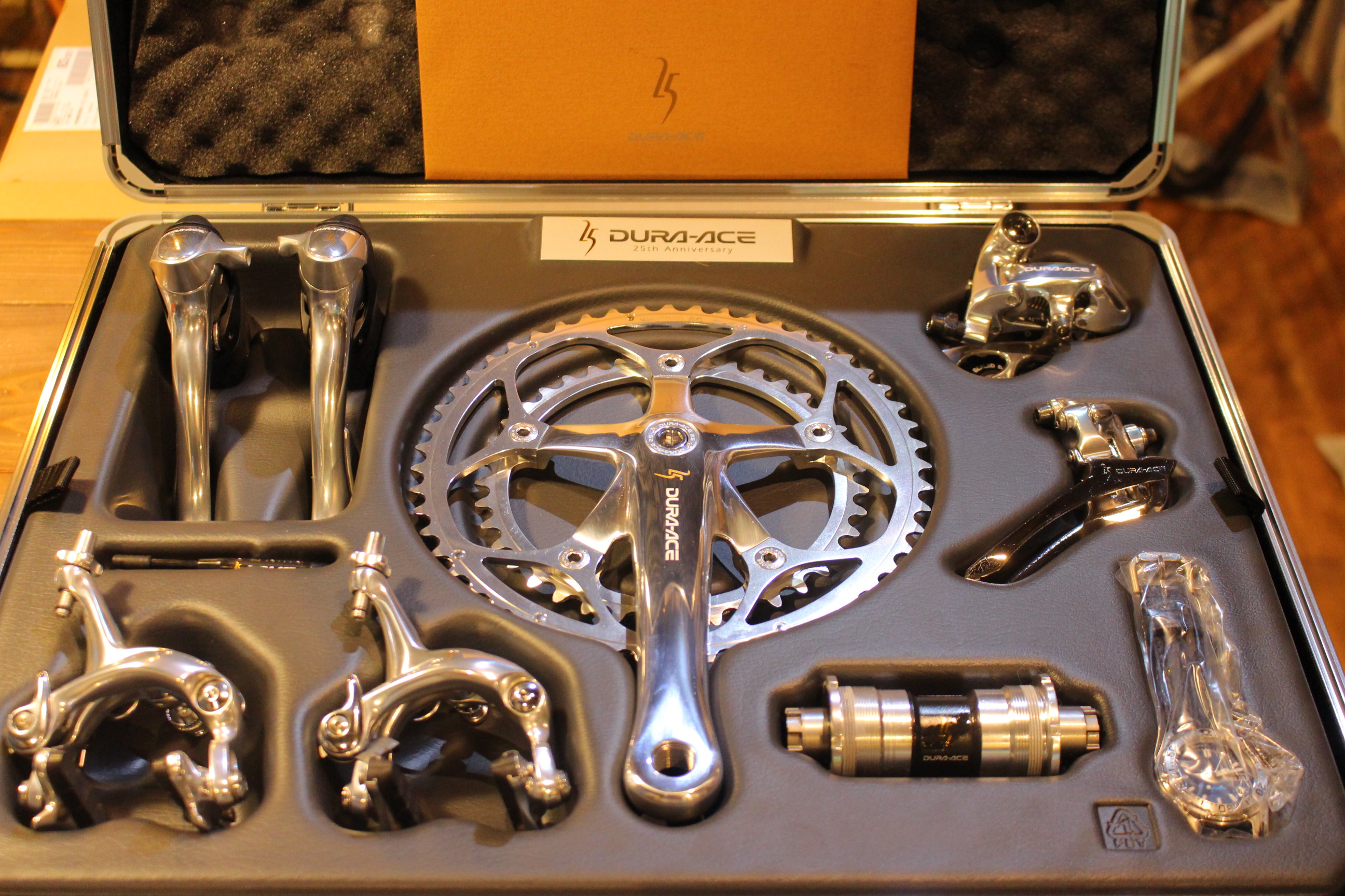 買い取りで入荷！SHIMANO(シマノ) DURA-ACE(デュラエース) 7700系 25