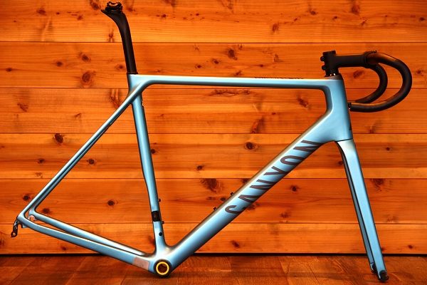超軽量オールラウンダー！ Canyon キャニオン ULTIMATE CF SLX