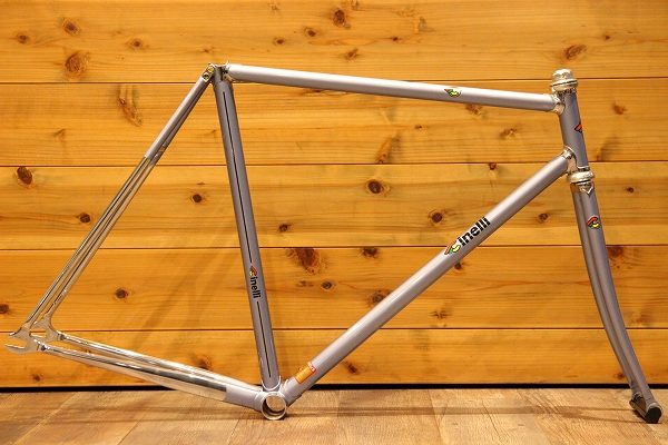 至高のピストフレーム！ Cinelli チネリ SUPERCORSA PISTA スーパー