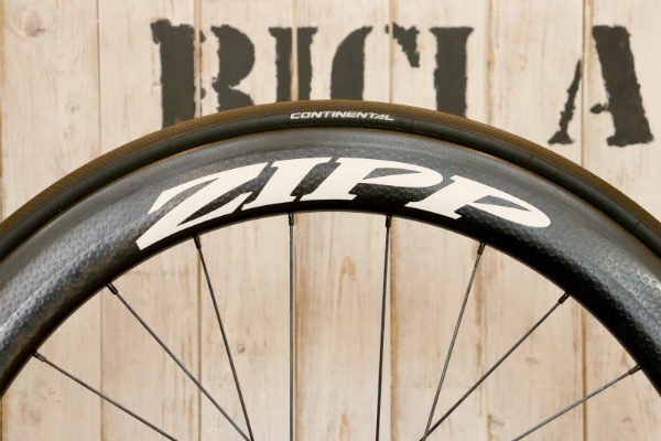 トレンドを抑えた逸品。ZIPP Firecrest 404 カーボン チューブラー