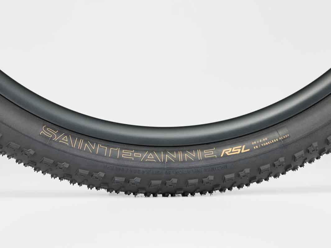 Bontrager Sainte-Anne RSL XR TLR MTBタイヤ（ボントレガー