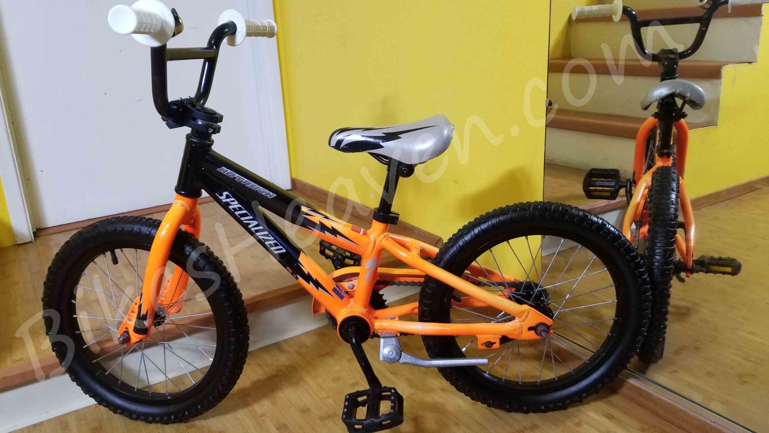 2008 Specialized Hotrock 16 orange/black - Bikes Heaven