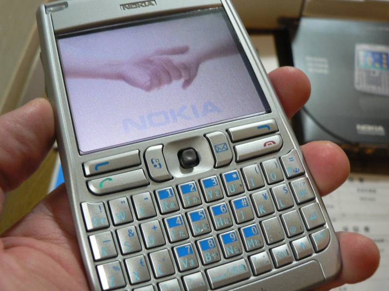 NOKIA E61(SoftBank X01NK)を買った！けどすぐに売った！そしてNOKIA