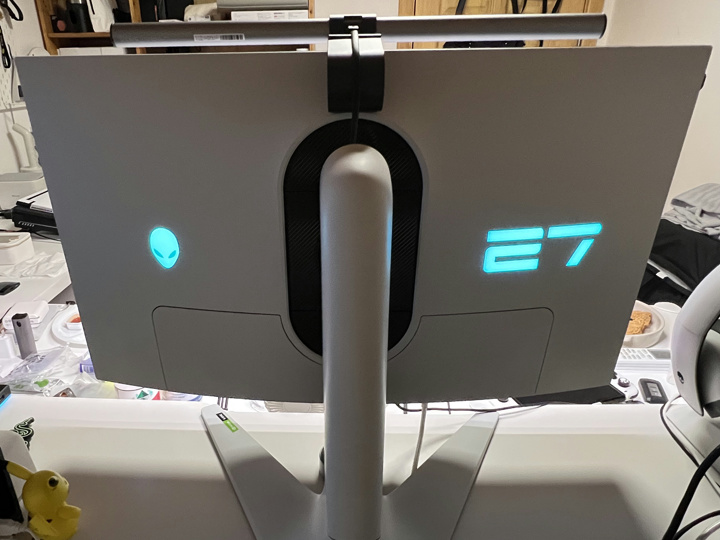 DELL、新デザインを採用したALIENWAREブランドの27インチ IPS WQHD