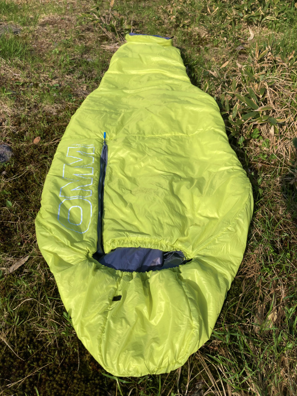 水濡れに強く軽量で保温性の高い3シーズンオールラウンダー化繊