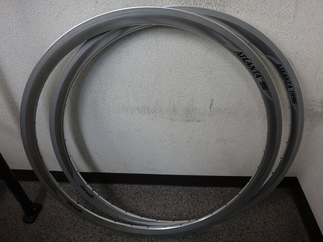 アトランタ1996リムで前輪を組みました | のむラボ日記