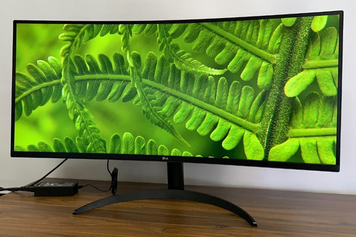 LG 『34WP60C-B』 レビューチェック ～最安クラスとなる34インチ VA