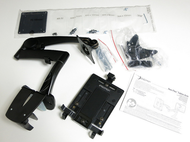 Ergotron 『Neo-Flex タブレット用デスク取付アーム』 レビュー ～外観