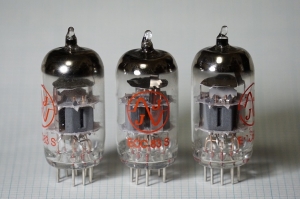 JJ ECC803S とJJ ECC83Sを交換、比較、弾き比べしてみた動画 | クロス