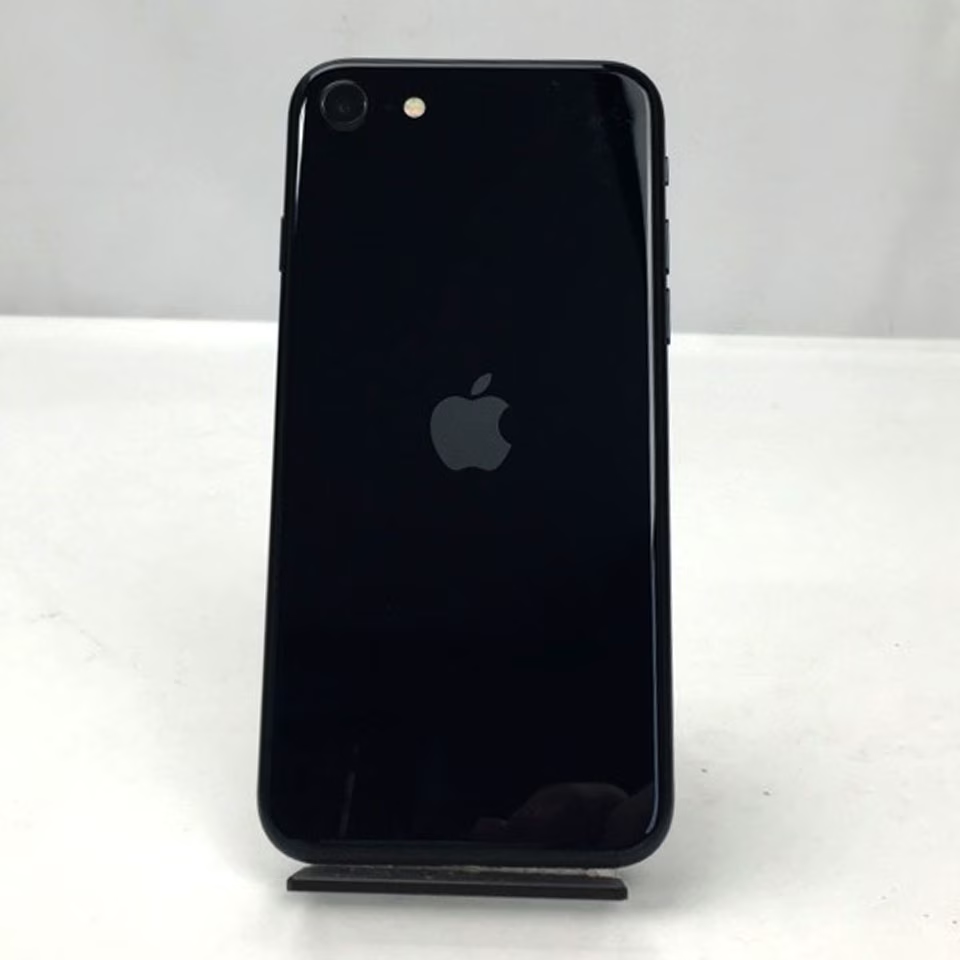 待ってました！】手のひらサイズに確かな力！iPhone SE 第3世代 (64GB