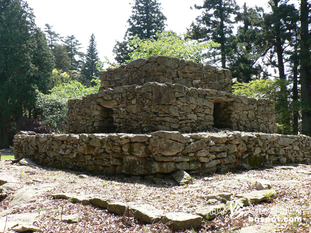 山中に石積みピラミッド!? 謎が謎を呼ぶ遺跡「熊山遺跡」【岡山