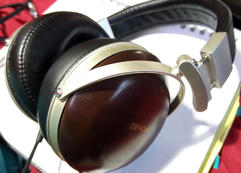 Audio Bliss: Denon AH-D5000 Review