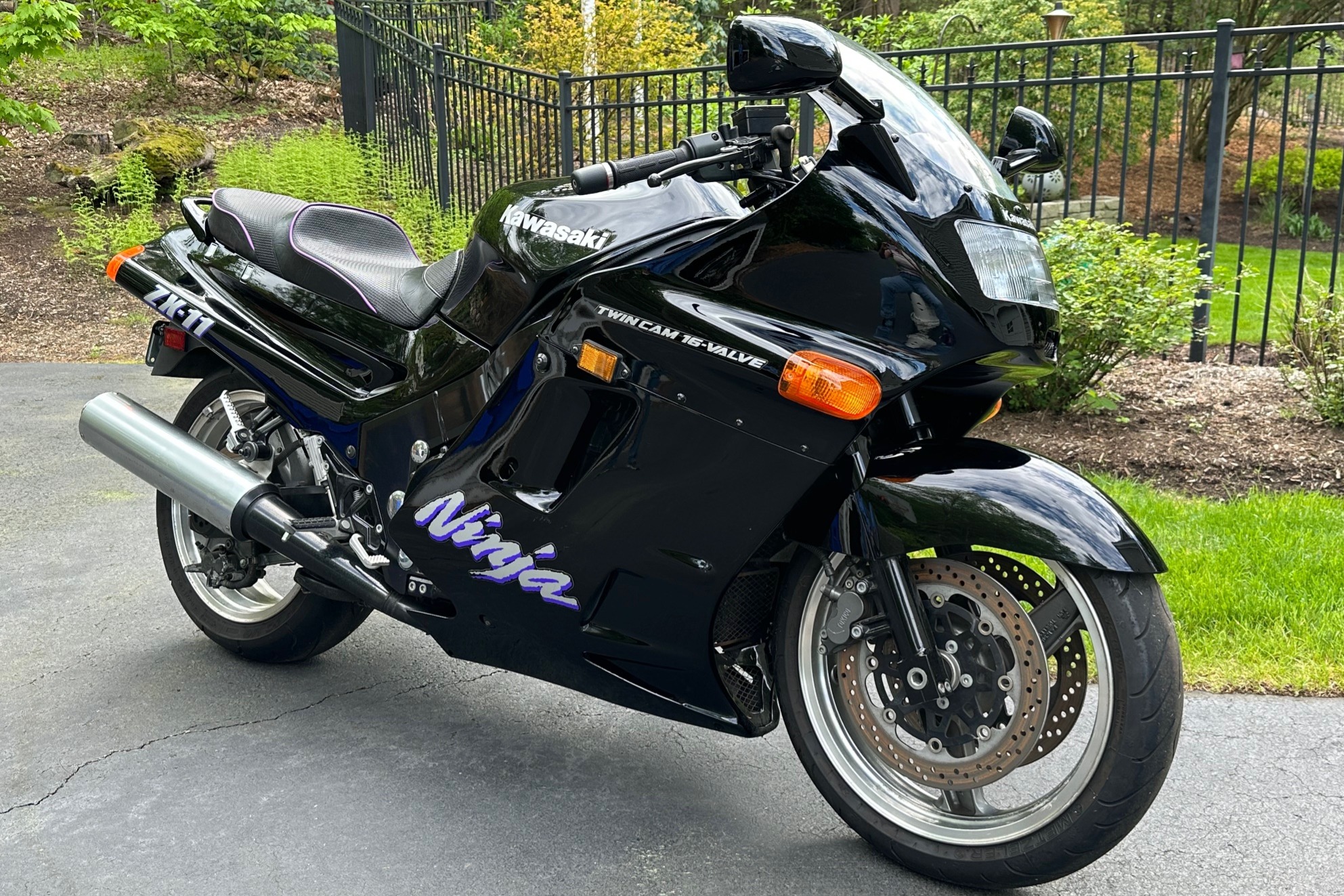 No Reserve: Original-Owner 1992 Kawasaki Ninja ZX-11 for sale on