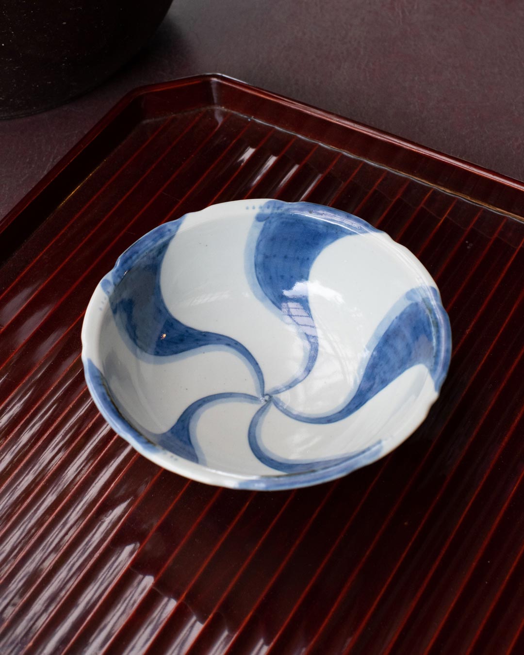 染付捻り文鉢 | うつわ | 白洲次郎・白洲正子「武相荘」のショップ