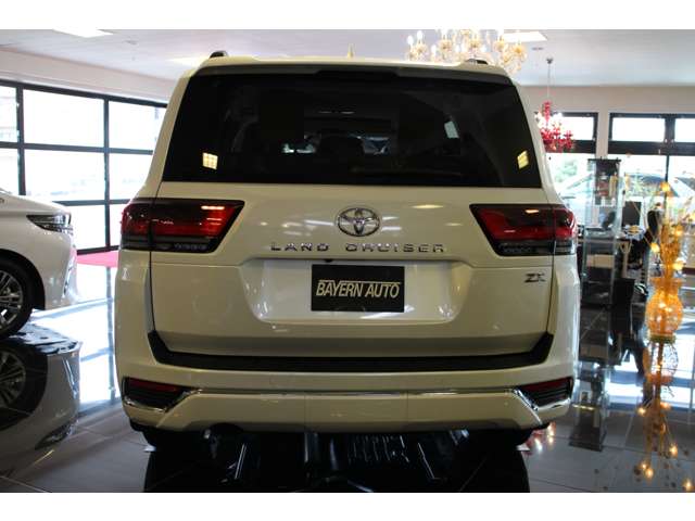 トヨタ ランドクルーザー300 3.5 ZX 4WD（価格:1,180万円, 高知県